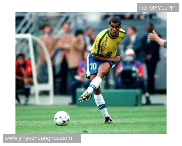 《足球明星2016年度盛典回顾 聚焦全球球星风采与赛季亮点》 《足球明星2016年度盛典回顾 聚焦全球球星风采与赛季亮点》